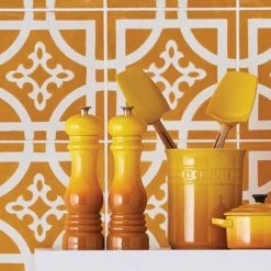 Le Creuset Nectar Pepper Mill -tableware 44001216720000 Le Creuset Classic Pepper Mill Nectar 5