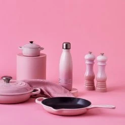 Le Creuset Shell Pink Salt Mill -tableware 44002217770000 Le Creuset Classic Salt Mill Shell Pink 4