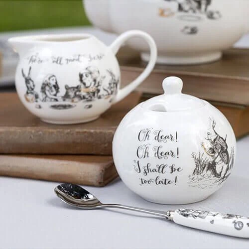Alice In Wonderland Sugar Bowl & Creamer 5 Alice In Wonderland Sugar Bowl & Creamer - Image 3