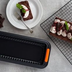 Le Creuset White Stoneware 22cm Side Plate -tableware 70203220100099 Le Creuset White Stoneware 22cm Side Plate 5