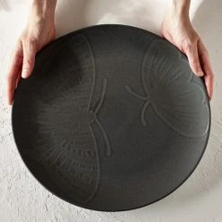 Royal Botanic Gardens Kew Living Jewels Charger Plate 32cm - Black