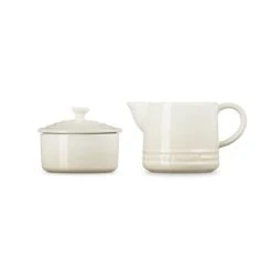 Le Creuset Meringue Milk & Sugar Set -tableware 89331007160003 Le Creuset Milk And Sugar Set Meringue 2