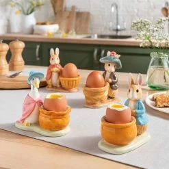 Beatrix Potter Peter Rabbit Egg Cup -tableware A31053 Beatrix Potter Peter Rabbit Egg Cup 2