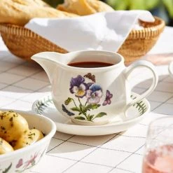 Portmeirion Botanic Garden Gravy Boat & Stand -tableware BG08535 Botanic Garden by Portmeirion Gravy Boat And Stand 3