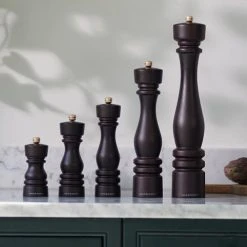 Cole & Mason London 13cm Chocolate Wood Salt Mill -tableware H233015 Cole Mason London 13cm Chocolate Wood Salt Mill 2