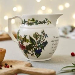 Portmeirion The Holly & The Ivy 600ml Staffordshire Jug -tableware HV40420 The Holly And The Ivy by Portmeirion Staffordshire Jug 2